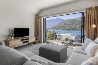 Alpine Village 23 - 2 bed with lake views - 9
