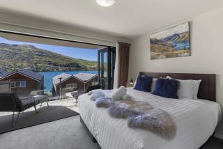 Alpine Village 23 - 2 bed with lake views - 8