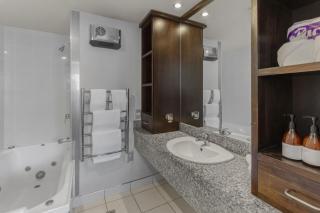 Alpine Village 23 - 2 bed with lake views - 5