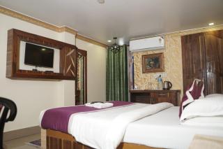 Hotel Guru International - 1