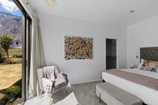 Fabulous and Functional Family Home on Jackby - 6