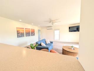 Cozy Upstairs Unit Near River and Marina Access - 1