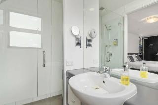 Marina Views - Apt 207 opposite the lake front - 1