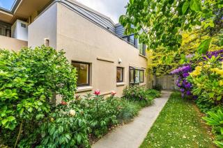 Serenity on the Esplanade - walk to town - 9