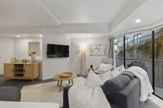 Serenity on the Esplanade - walk to town - 7