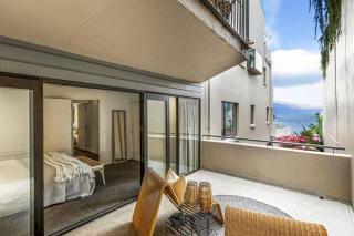 Serenity on the Esplanade - walk to town - 2