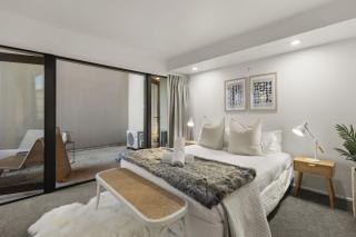 Serenity on the Esplanade - walk to town - 3