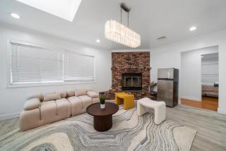 Marbella Lane - Serene and Pristine 2BR Home - 6