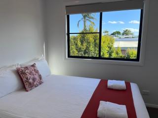 Fishing Haven Holiday Park - 9