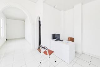 RedDoorz at Hotel Lavender Kertajati - 9