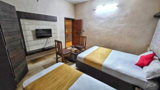 Akshay Lodge - Hotel Sagar Executive - 3