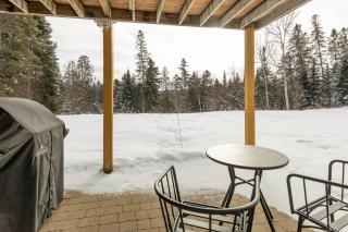 Farmhouse-Style Townhouse - 3 Floors - Fireplace - 3