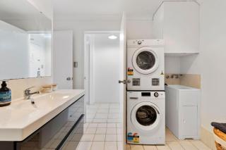 Luxury East Perth - Sleeps 2 - Superior WiFi - 6