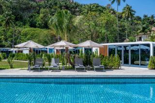 Nomad Cabin — seaside home with breakfast and pool - 4