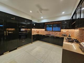 Spacious 3BHK Villa with Private Pool in Candolim - 7