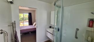 Best of Both Worlds Between City & Sea Holiday House - 1