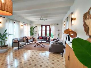 La Mosteiro - Dreamy Luxe 3BHK Villa with Private Pool and Modern Interior - 3