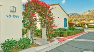 LV021 Single Story Studio on a Quiet Greenbelt - 3