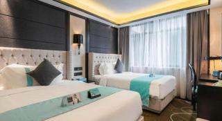 Xana Hotelle Tangshan North Railway Station - 2