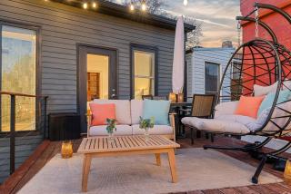 Upscale DC Row Home I Central I Parking I Firepit - 1