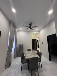 Eyqa Homestay Pasir Mas - 6