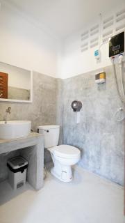 Three Monkeys Mae Nam beach - 1