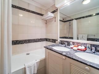 Saigon Domaine Luxury Residences - 2