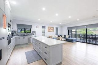 Getaway on the Green in Townsville - 8