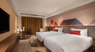 Borrman Hotel Guilin North Railway Station Zhonghao International - 8