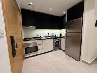 Damac Amman Modern Luxury Apartment - 4