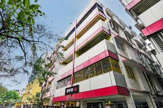 Hotel O S.M Guest House - 1