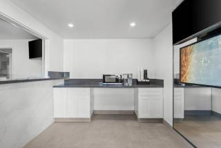 Rodeway Inn Commerce - Los Angeles - 6