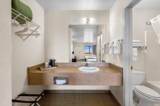 Copper Stay Inn - Rodeway Inn Benson AZ I-10 Exit 304 - 8