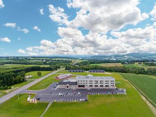 Amsterdam Inn & Suites, an Ascend Collection Hotel - 4