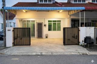 Adam Luxe Homestay Tapah - 2