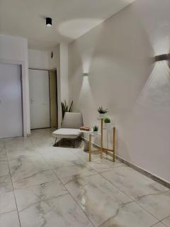 Dekel - דירת אירוח מהממת עם 3 חדרי שינה סמוך לשוק מחנה יהודה - 6