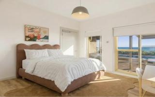 Glenelg Beach House With Private Beachfront Pool - 3