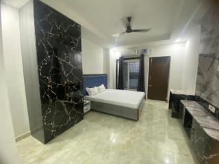 Gaya JI Homestays Luxe 3BHK Apartments - 4