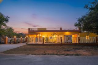 Via Airport Stay Inn - Nr Hyderabad International Airport, Shamshabad - 0