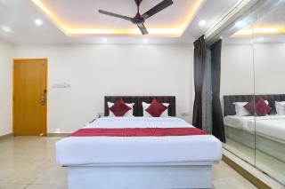 FabHotel Royal Place - 2