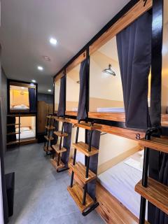 Kugi Hostel - Self Check-in Capsule Hostel near Cebu Airport - 1