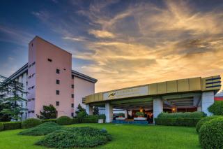 Metropark Lido Hotel Beijing - 9