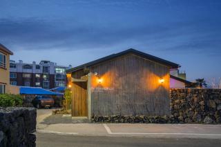 Hold in Hamdeok with Pool - 3