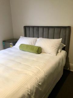 50 Green St Windsor - 7