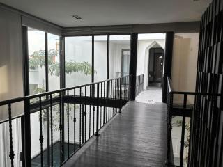 Inara Villa in the center of Pattaya-4 bedrooms 5 bathrooms-billiards table and swimming pool for a relaxing holiday - 1