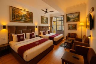 Hotel The great #ambience #balcony view #mountainview #parking - 7