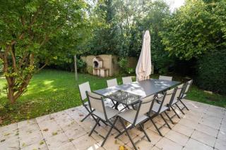 Stay in a Damigny Manor in Normandy - 8