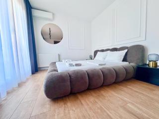 Zuma Lux Apartments - 9