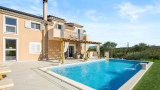 Villa Pleter by Villas Guide - Otavice - 0