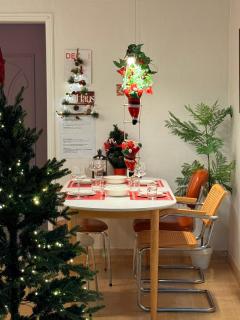 KojjeeBnB Bed Room2, Qeen size bed2, TV 2, #KSPO#JYP#Hanriver - 0